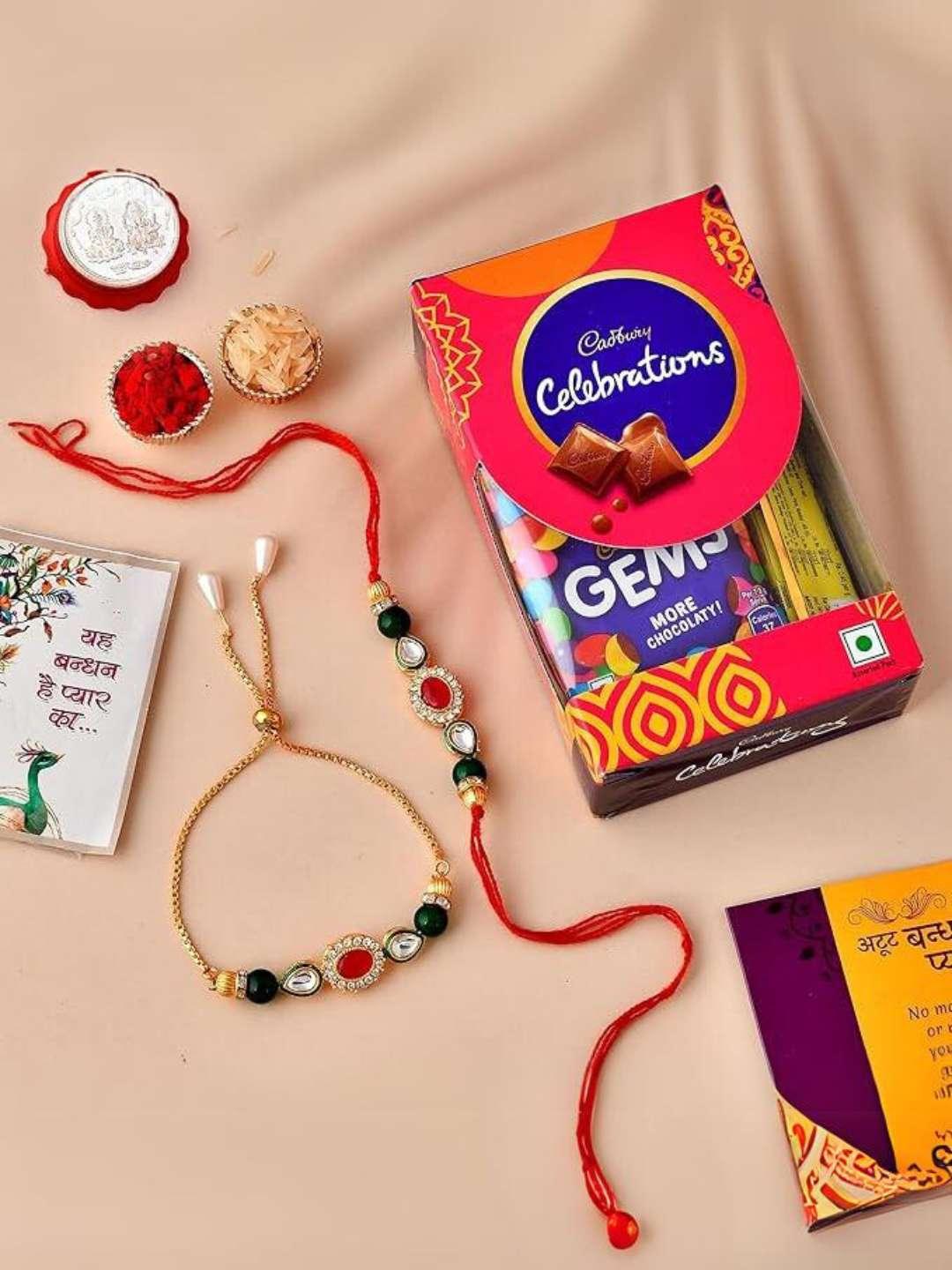 Ishhaara Kundan Rakhi For Bhai Bhabhi Bhaiya With Chocolate