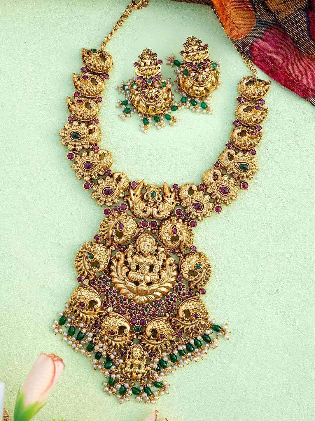 Ishhaara Lakshmi Gutta Pusalu Haram