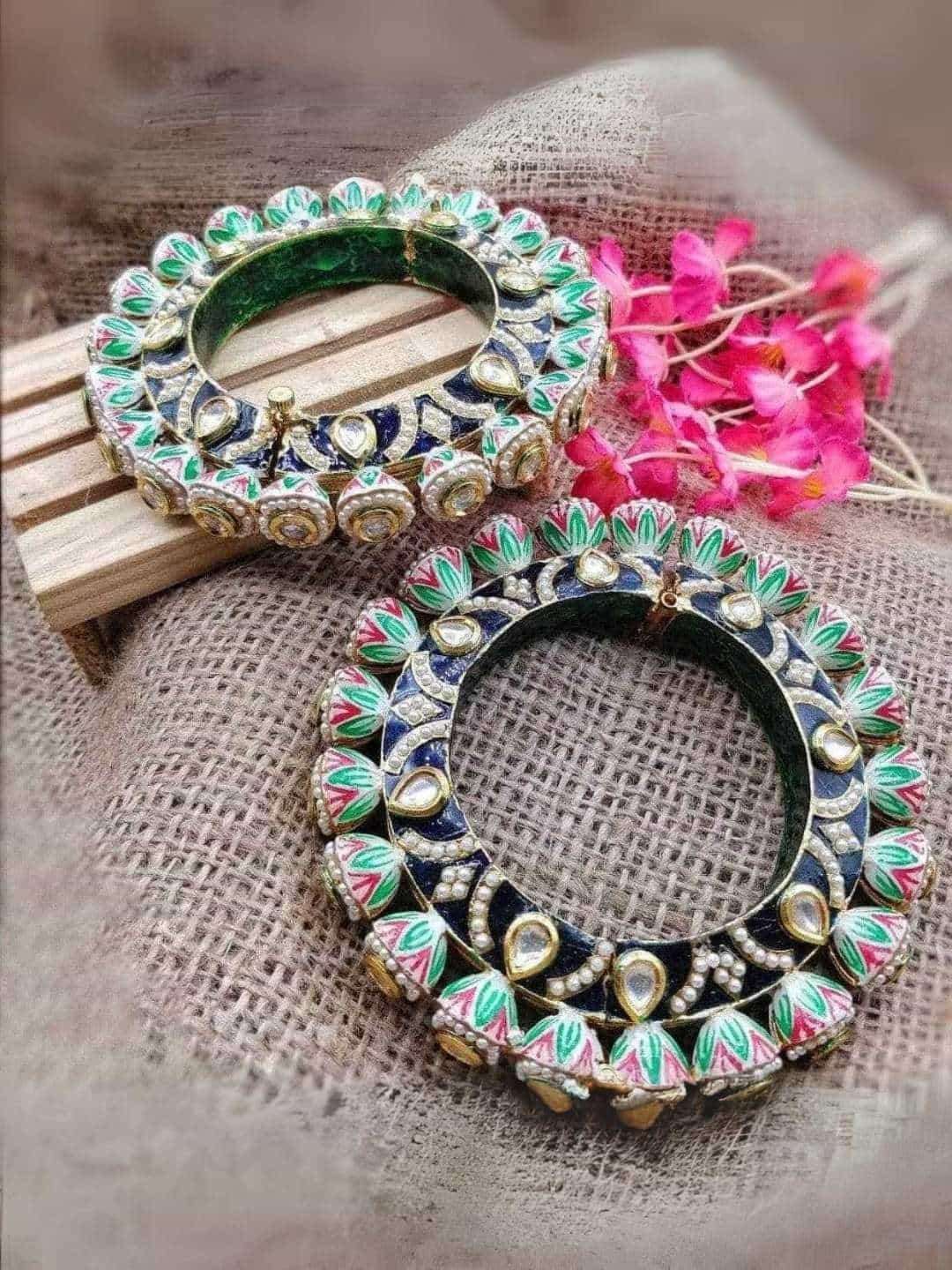 Ishhaara Meenakari Kundan Bangles
