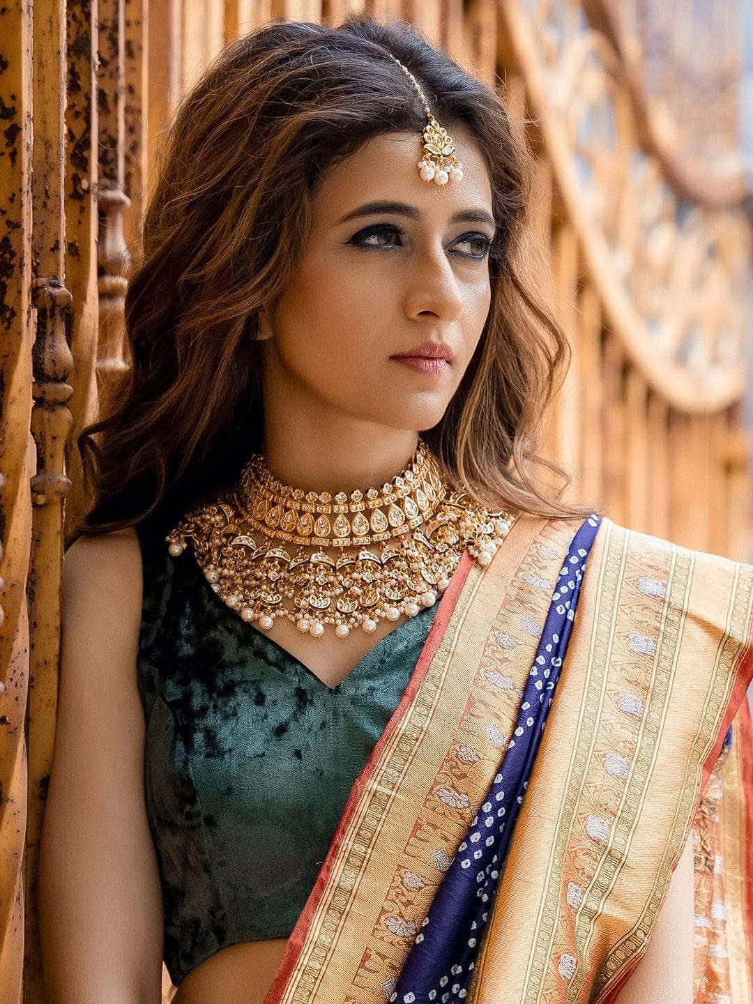 Ishhaara Multi Chand Necklace Set With Teeka