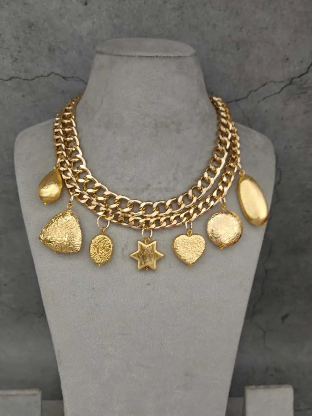 Ishhaara Multi Locket Necklace