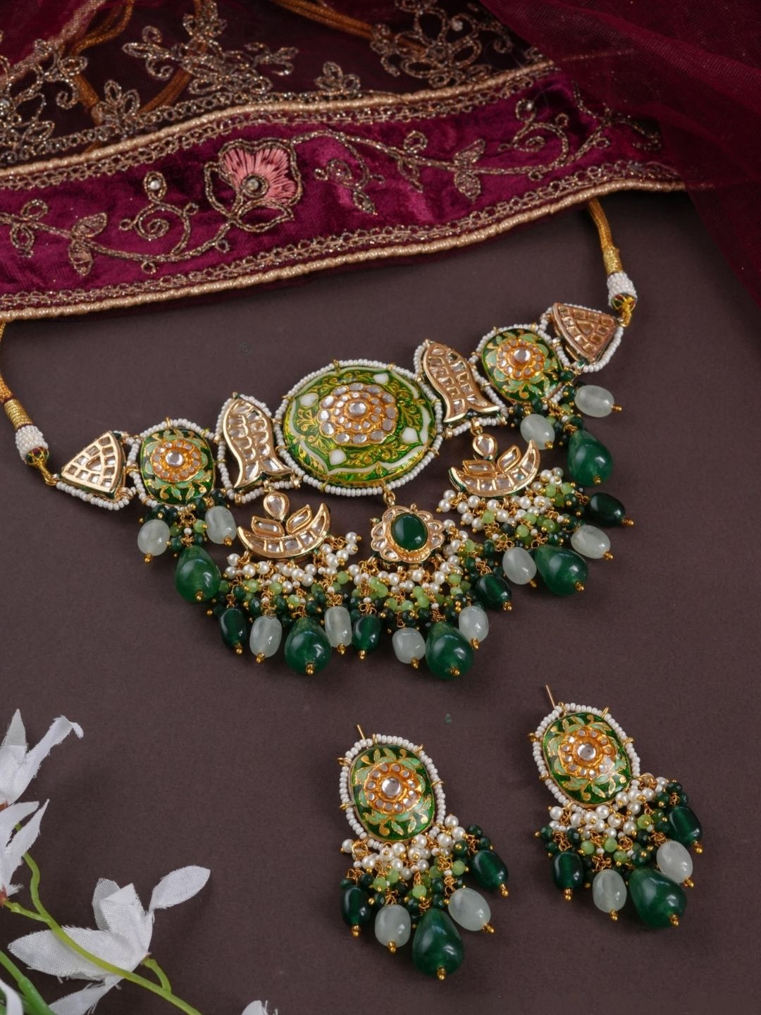 Ishhaara Multicolour Timeless Choker With Pearls