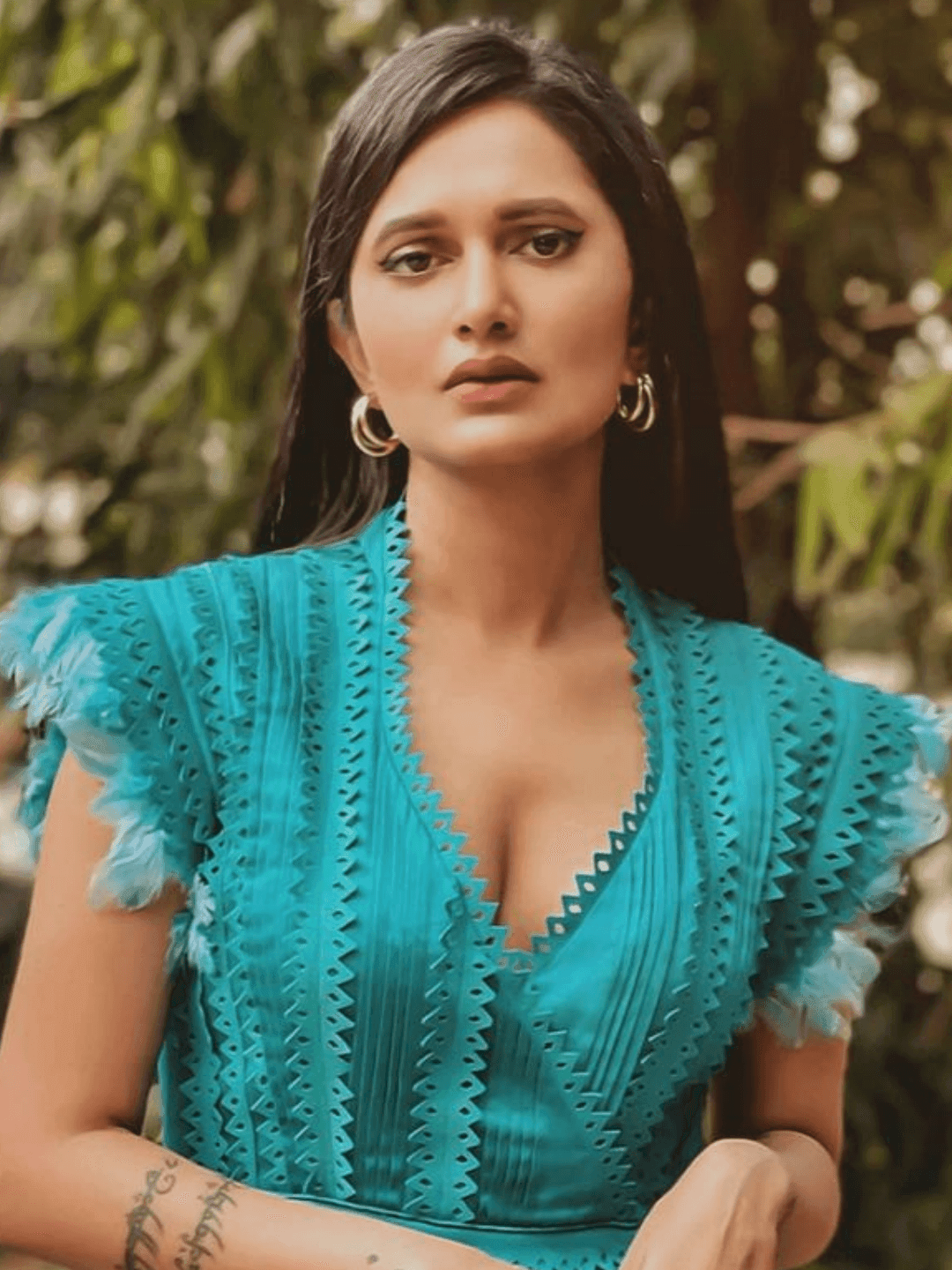 Ishhaara Nidhi Kunder Triple Hoop Earrings