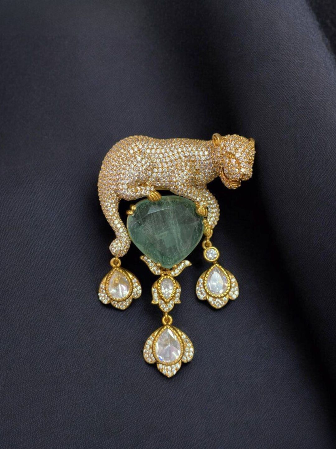 Ishhaara Panther Brooch