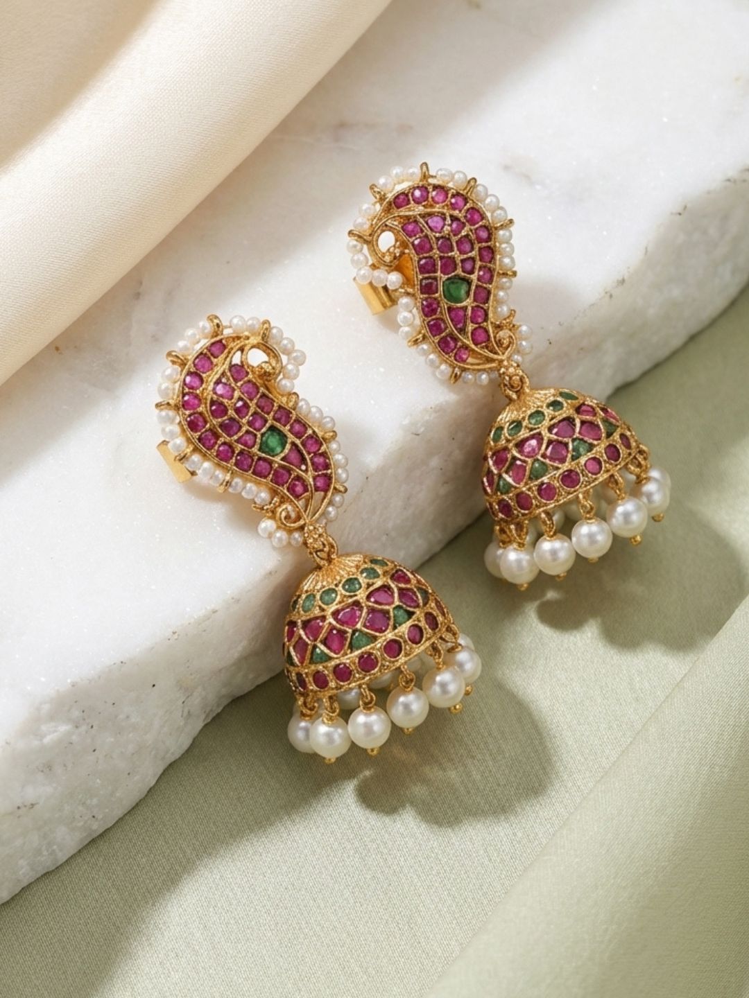 Ishhaara Peacock Kemp Stone Jhumka