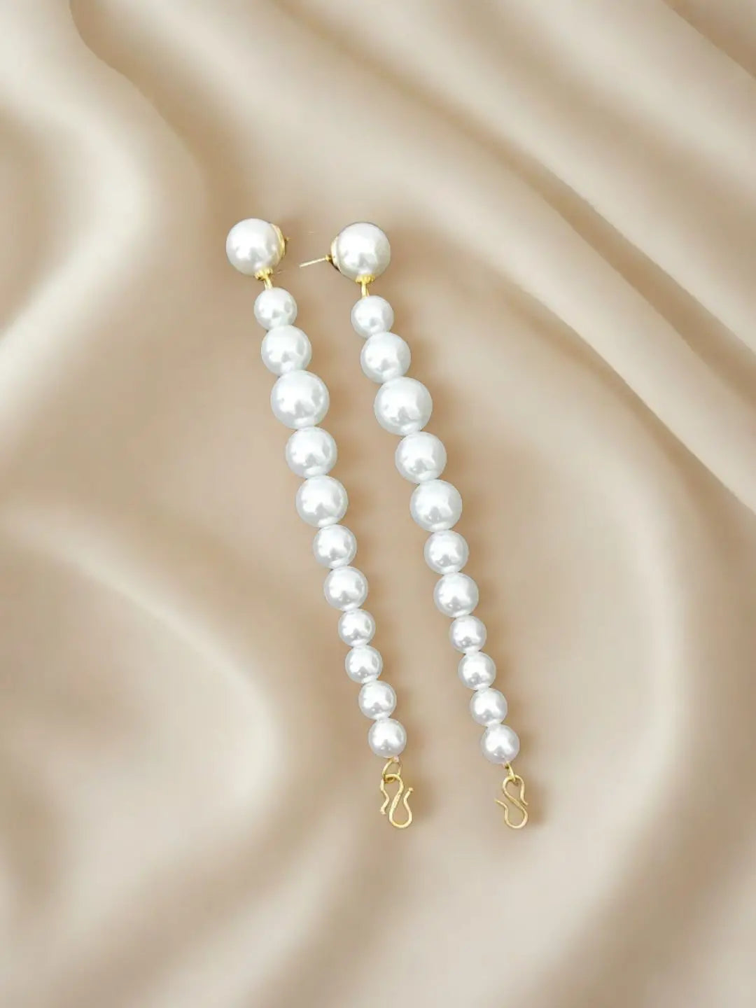 Ishhaara Pearl Ear Chain Earring