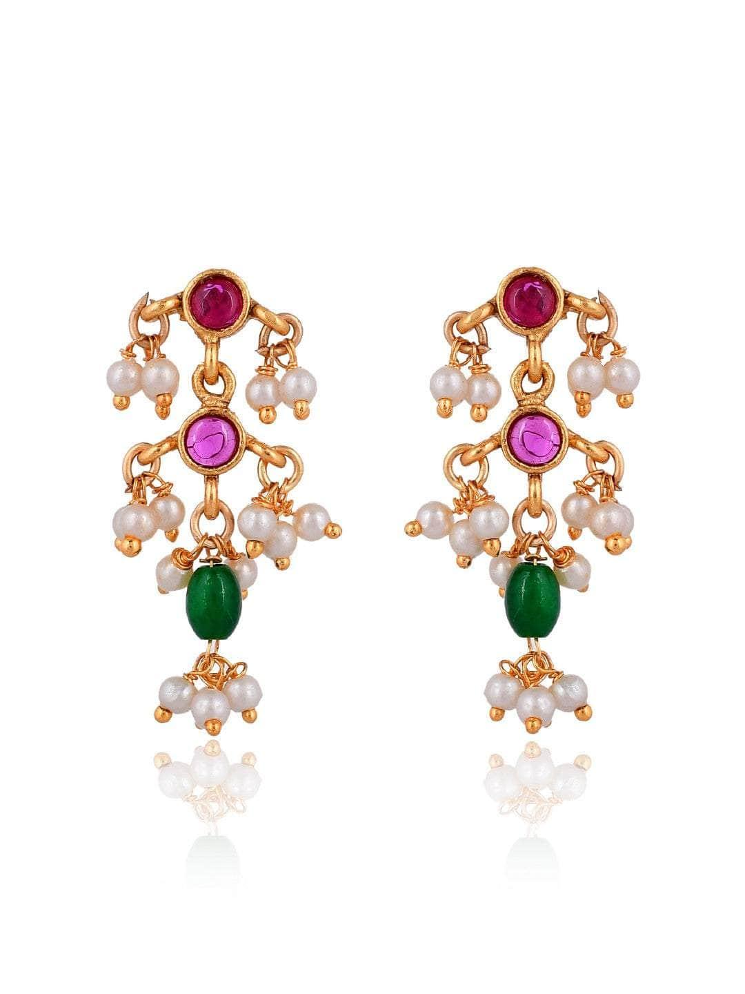 Ishhaara Pearl And Kemp Necklace With Earrings