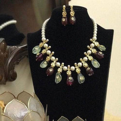 Ishhaara Pearl Split Multi Stone Simple Necklace
