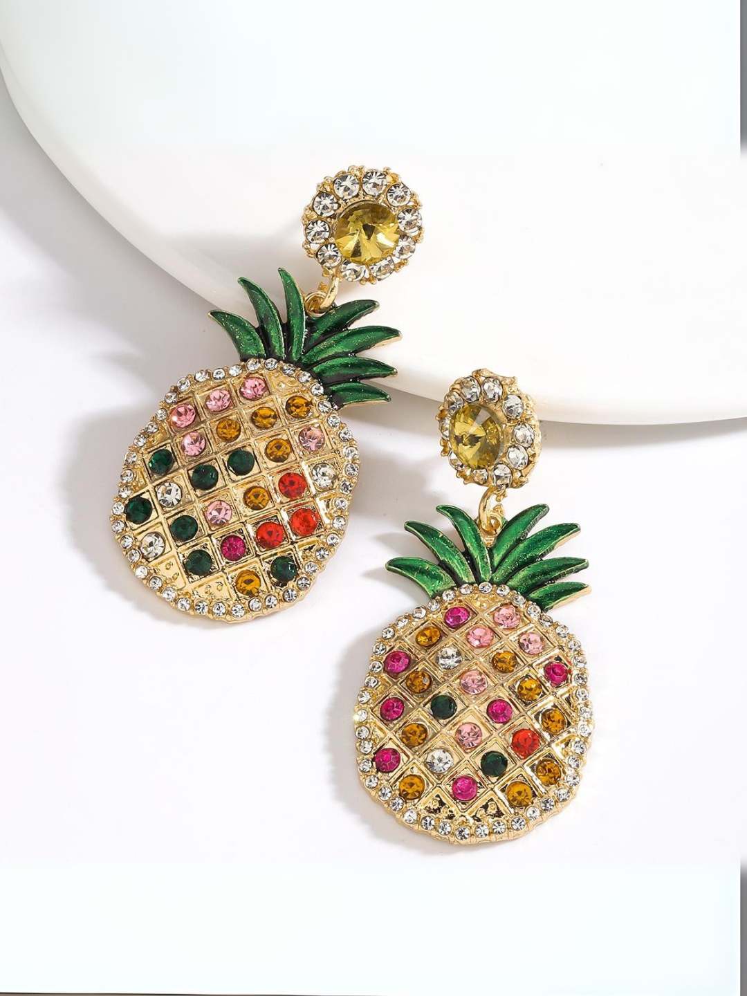 Ishhaara Pineapple Earring
