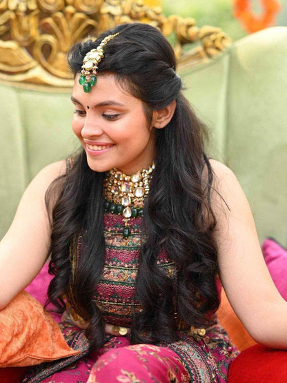 Ishhaara Prachi Dwivedi In Kundan Bridal Necklace With Teeka