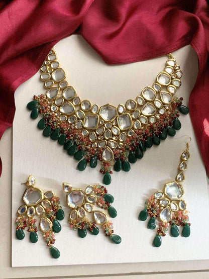 Ishhaara Prachi Dwivedi In Kundan Bridal Necklace With Teeka