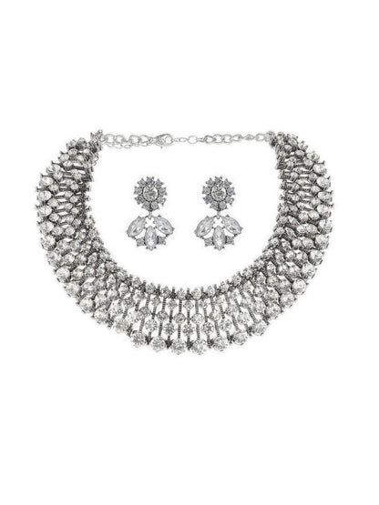 Ishhaara Pranwesha In Diamond Choker With Earrings Silver