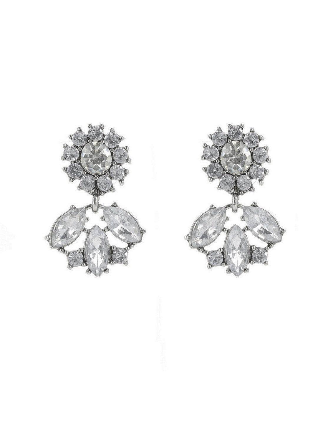 Ishhaara Pranwesha In Diamond Choker With Earrings Silver