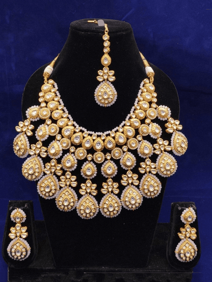 Ishhaara Cut Kundan Drop Tassel Outline Set