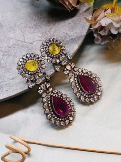 Ishhaara Emerald Statement Earring Green
