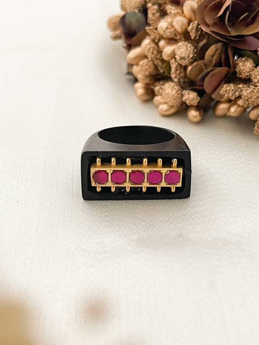 Ishhaara Red Black Enamel Ring