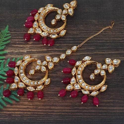 Ishhaara Wide Chand Teeka And Earrings