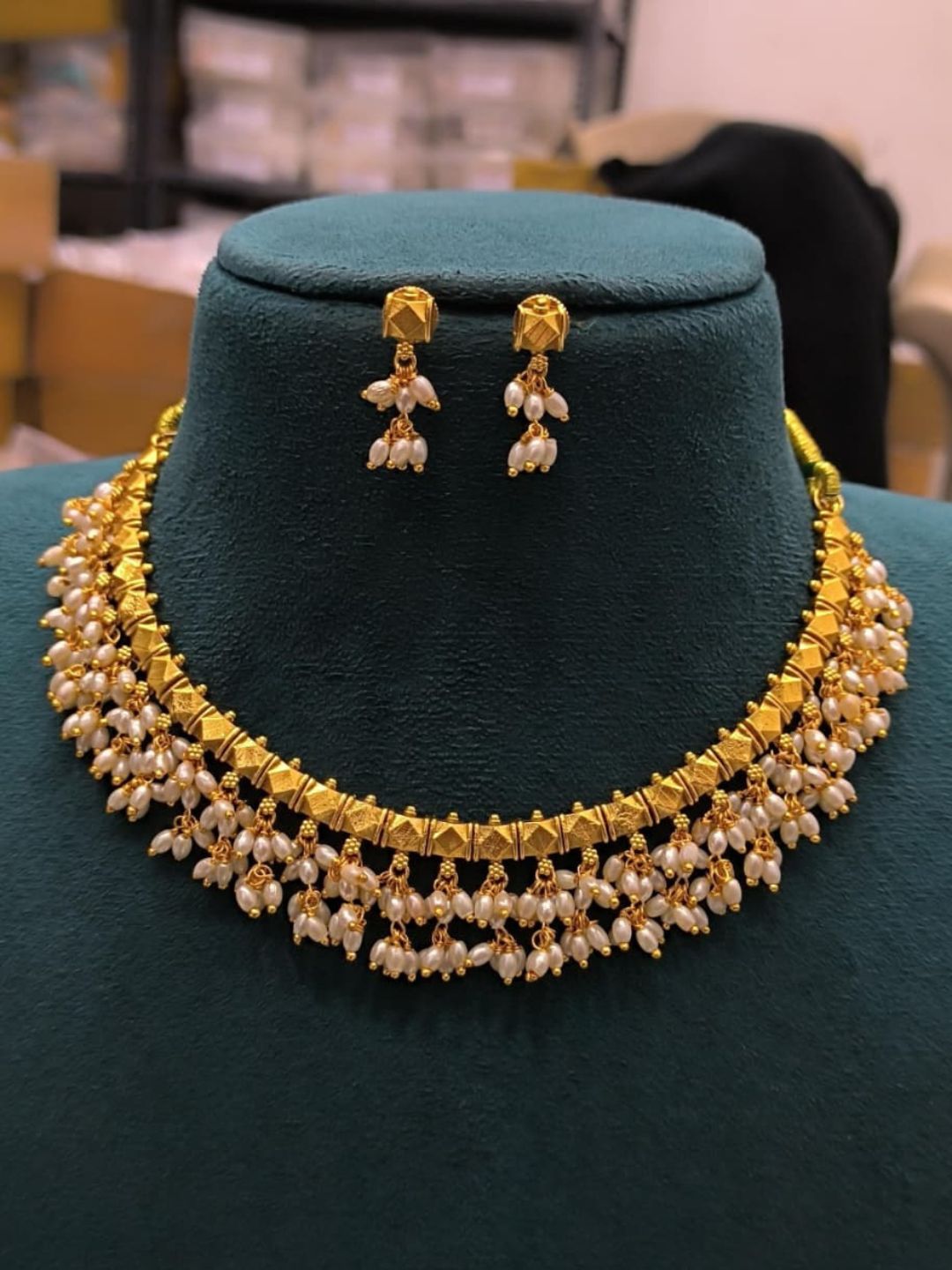 Ishhaara Rice Pearl Gutta Pussalu Necklace