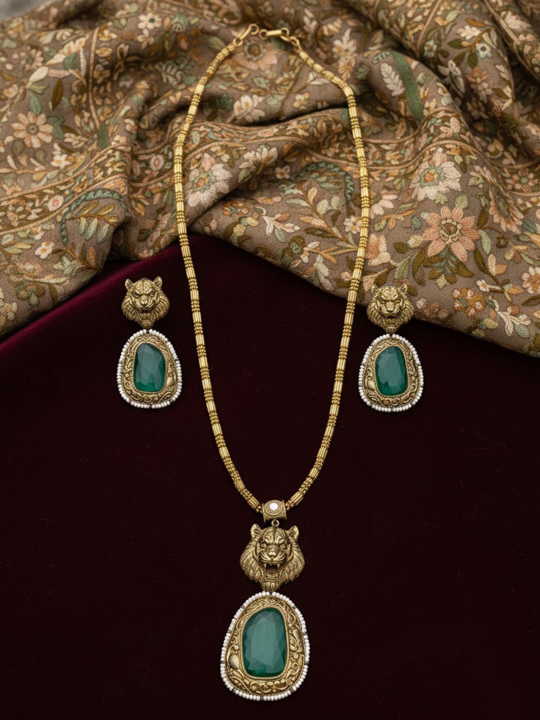 Ishhaara Sabyasachi Inspired Premium Pendant Set