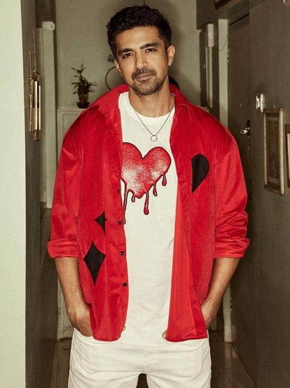 Ishhaara Saqib Saleem In Chain With Ring Pendant