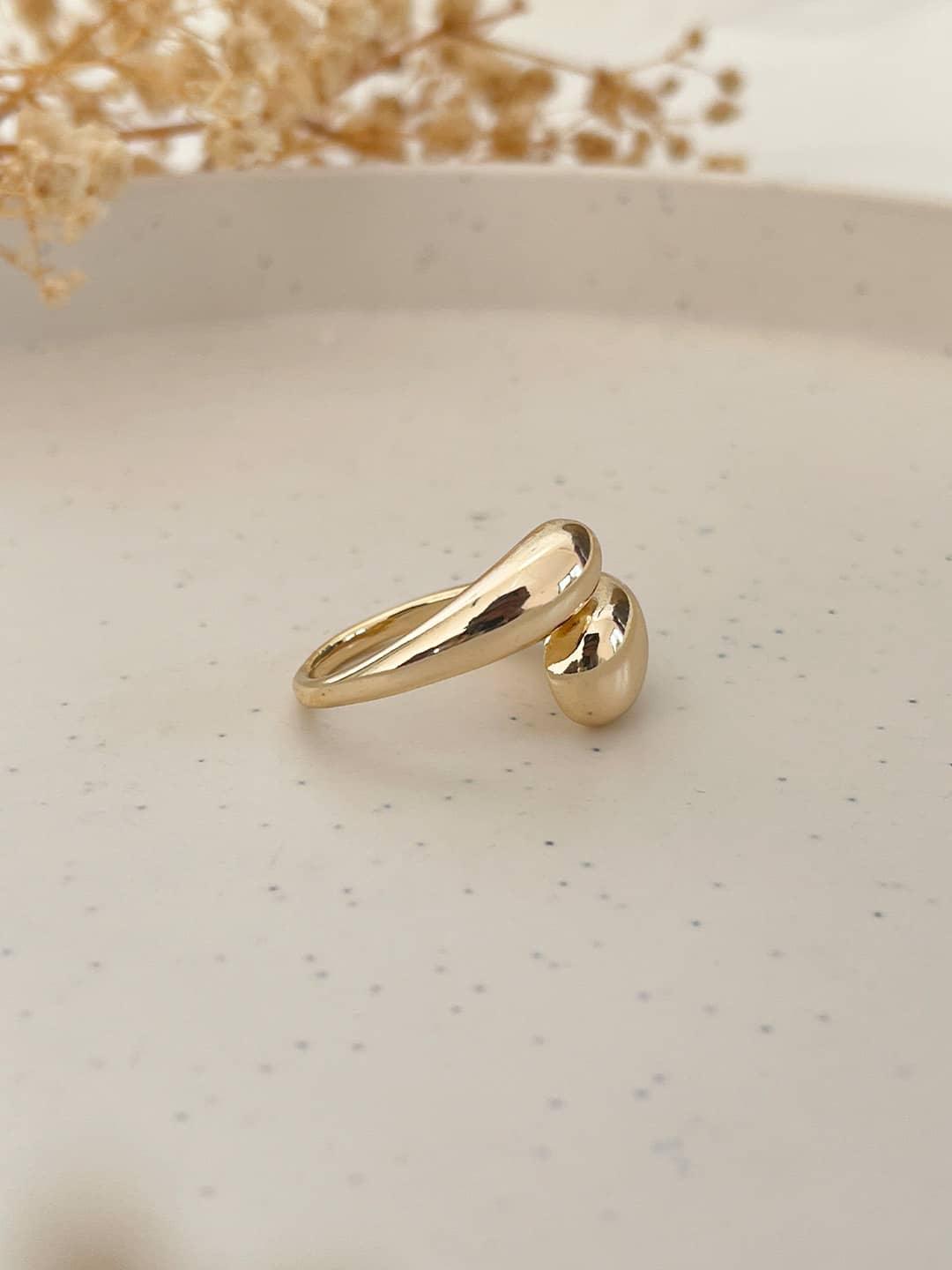 Ishhaara Sayer Ring