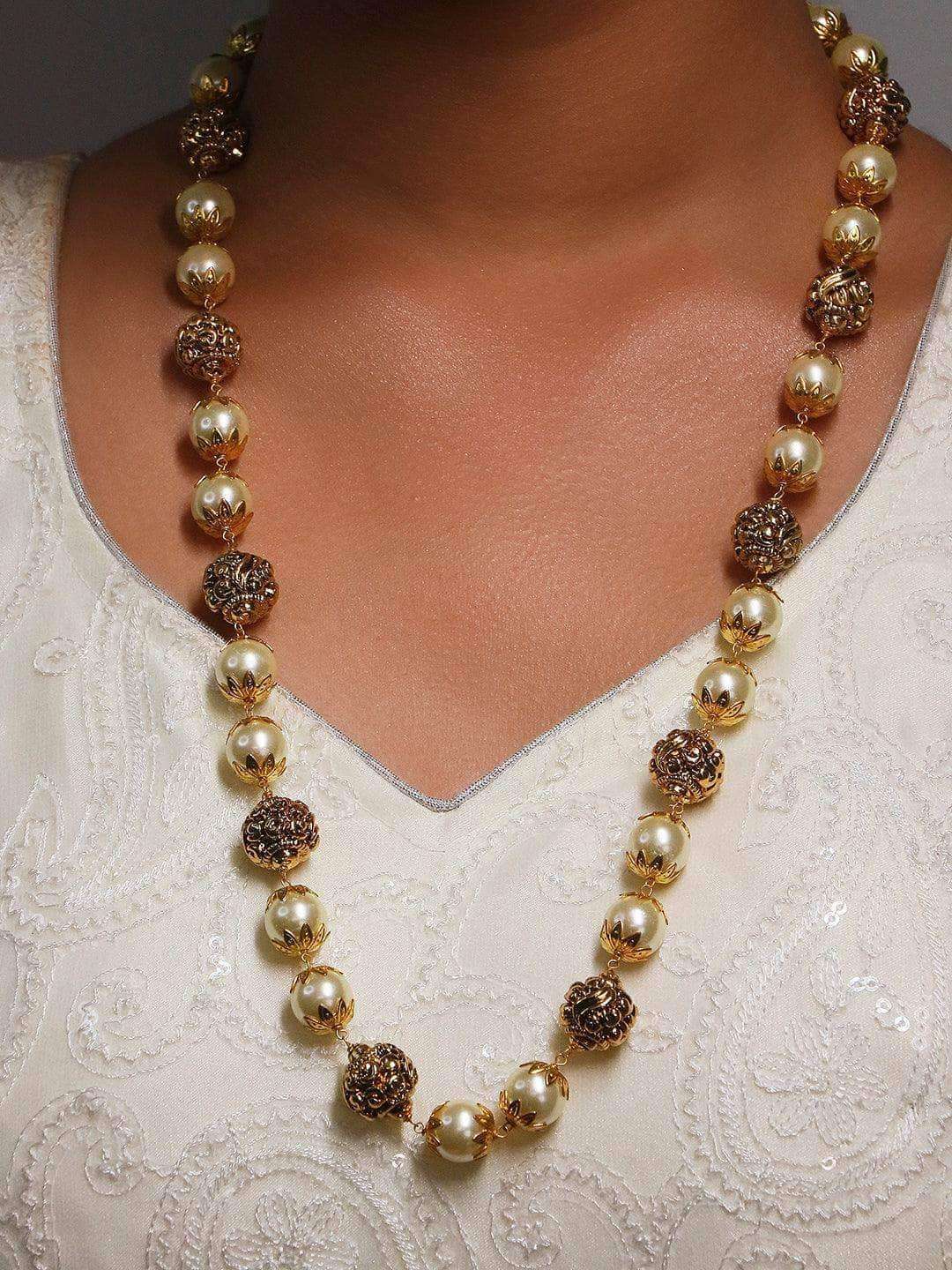Ishhaara Shell Pearl Single Layer Haar
