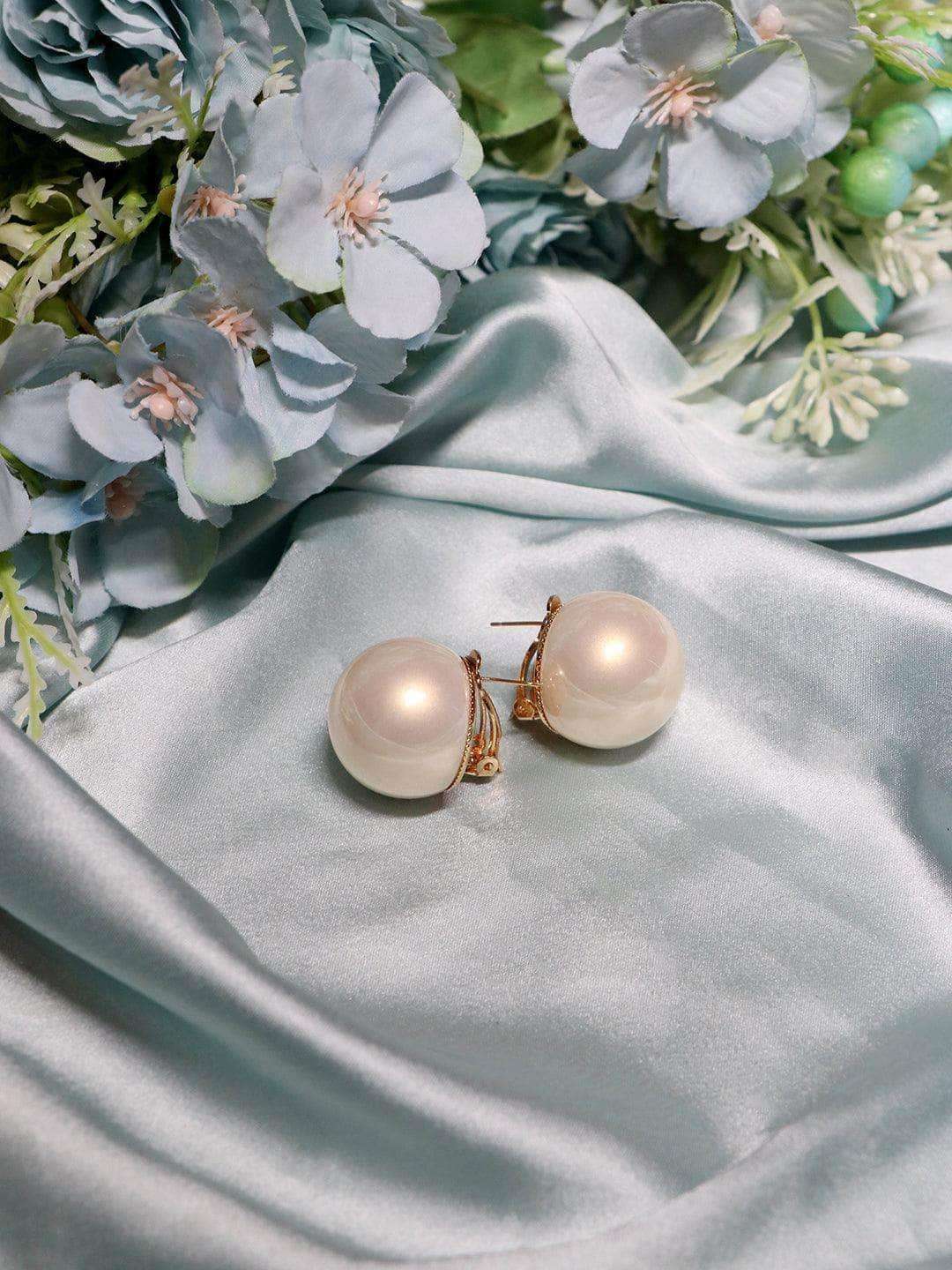 Ishhaara Shriya Pilgaonkar Big Pearl Statement Studs