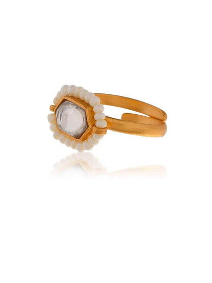 Ishhaara Shweta Tripathi Sharma In Oblong Kundan Pearl Ring Red