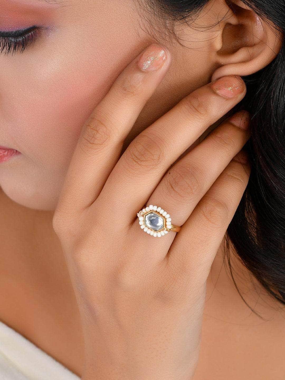 Ishhaara Shweta Tripathi Sharma In Oblong Kundan Pearl Ring Red