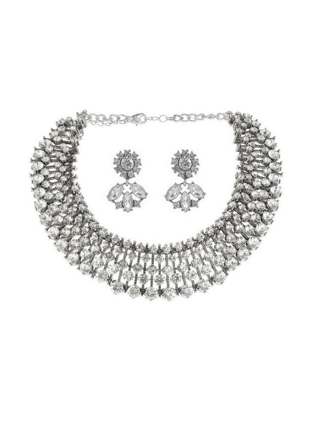 Ishhaara Dolly Singh In Diamond Choker Necklace
