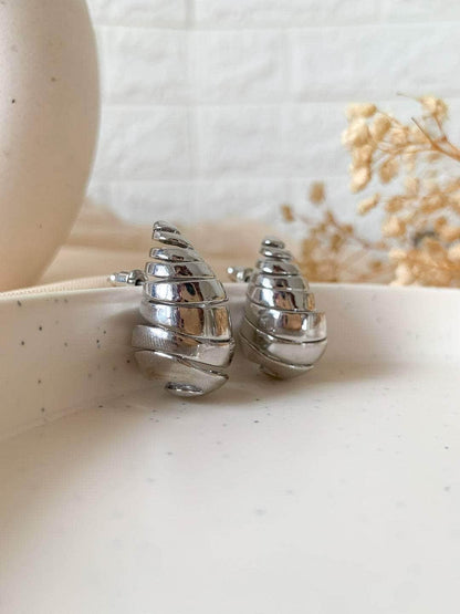 Ishhaara Yukti Thareja In Dome Drop Earrings