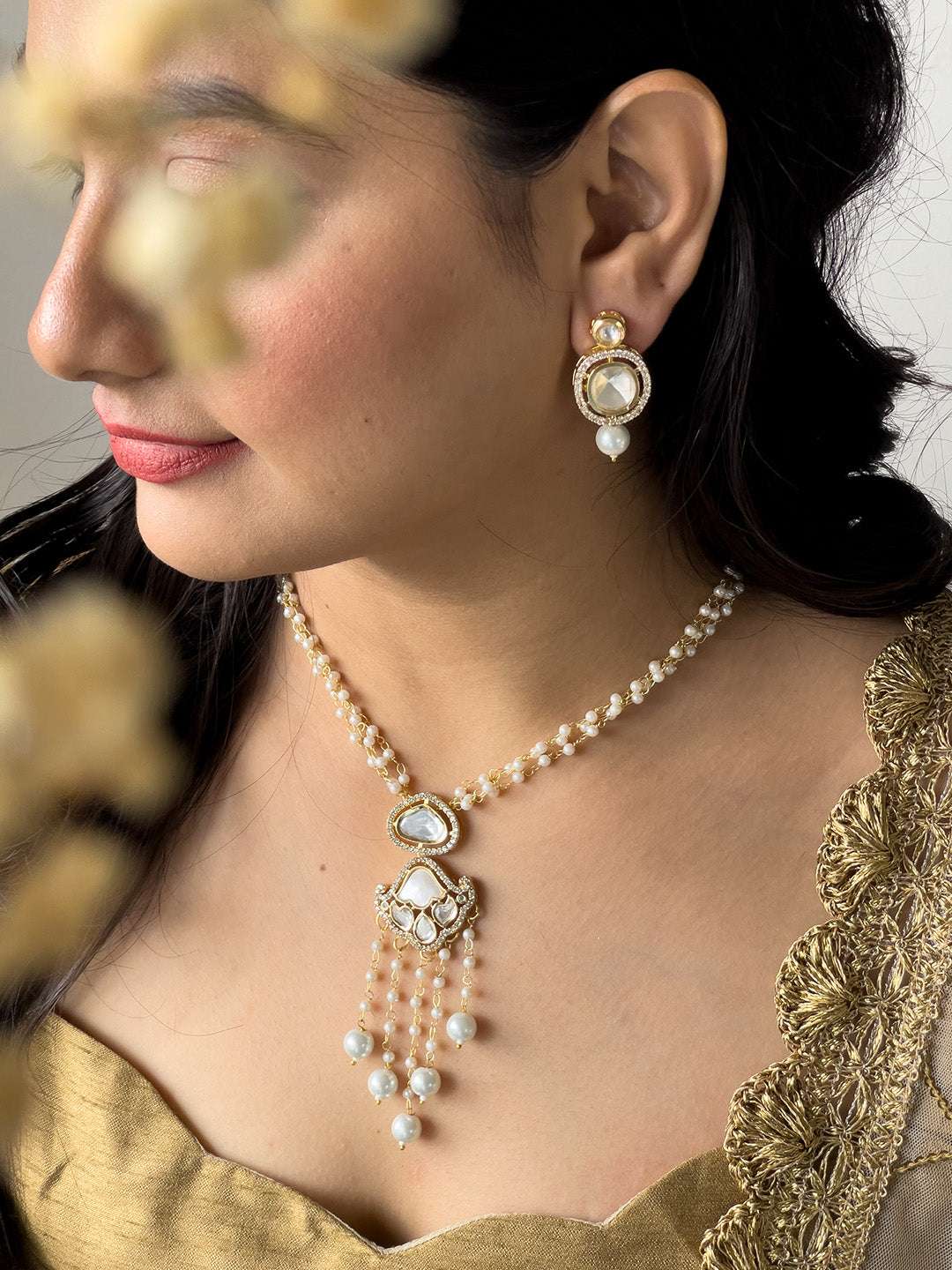 Ishhaara Single Uncut Polki Kundan Pendent Set