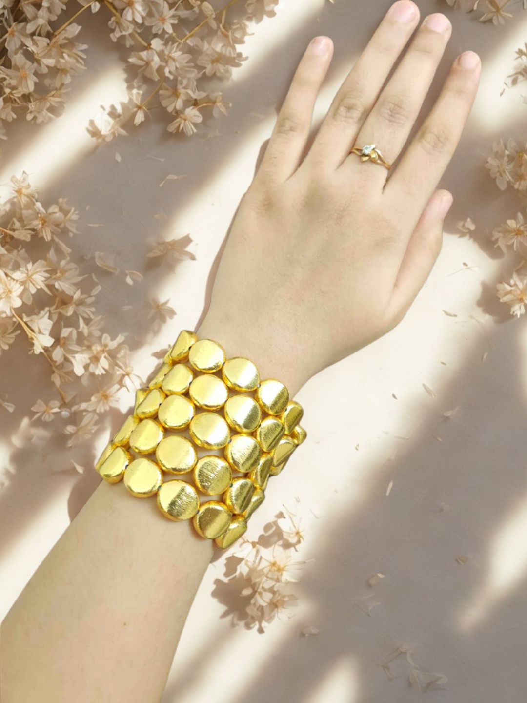 Ishhaara Stainless Steel Gold Plated Elastic Bracelet Stack