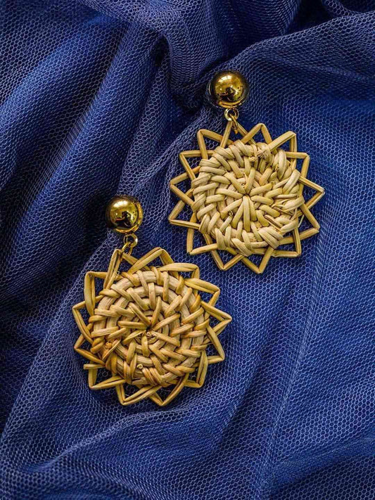Ishhaara Star Bamboo Earrings Beige