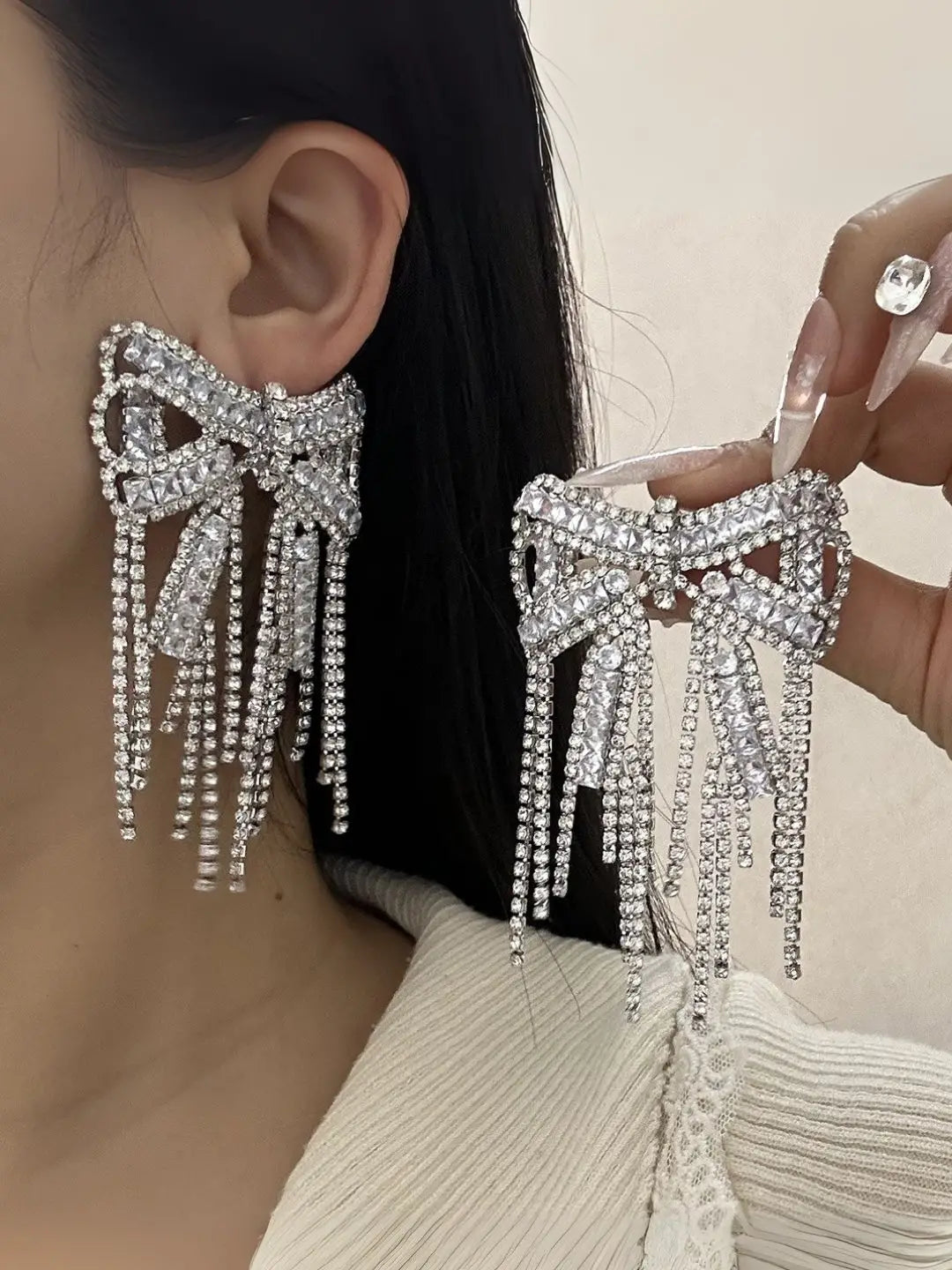 Ishhaara Statement Zircon Bow Earring
