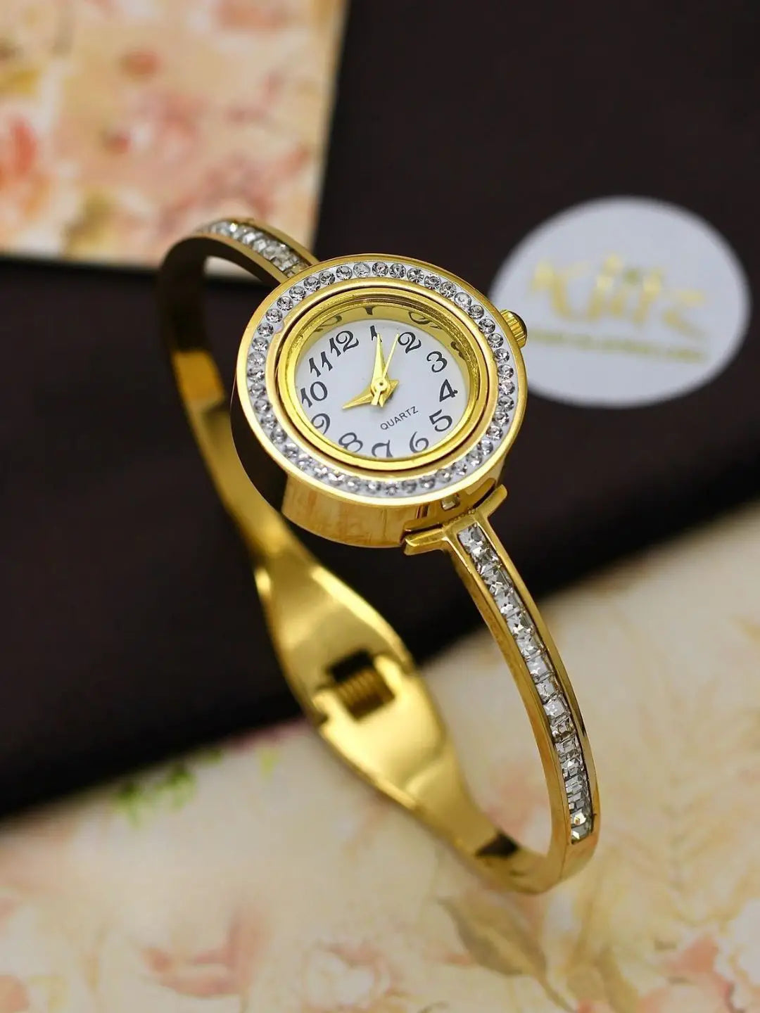 Ishhaara Stella Spark Stone Studded Bracelet Watch