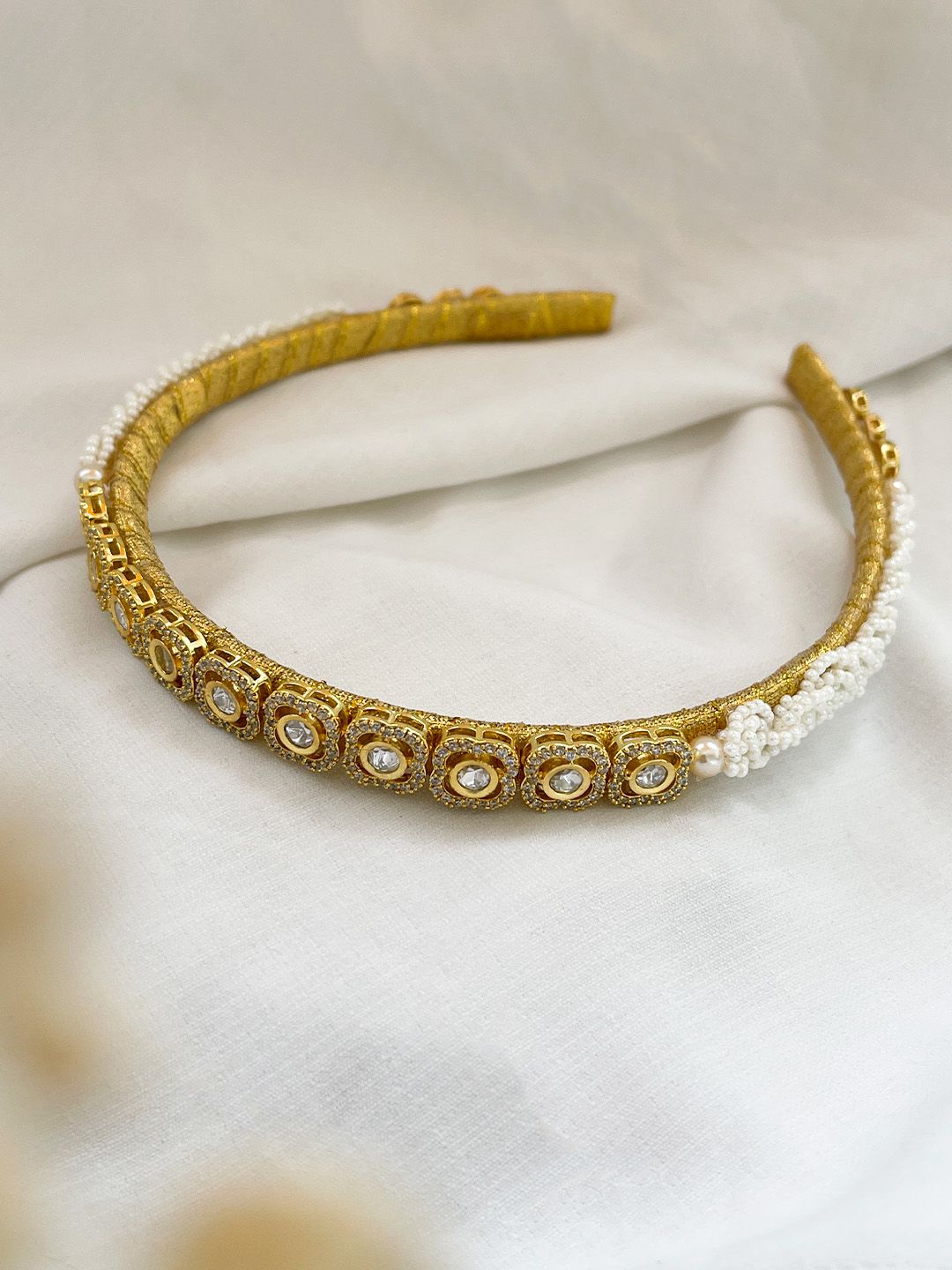 Ishhaara Thread Embroidered Pearl Kundan Studded Hairband