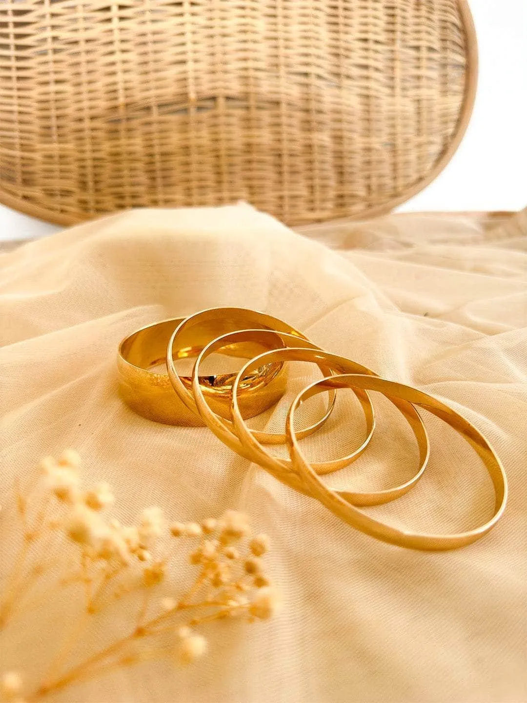 Ishhaara Traditional Indian Bangles