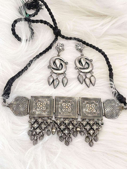 Ishhaara Tribal German Silver Vintage Choker