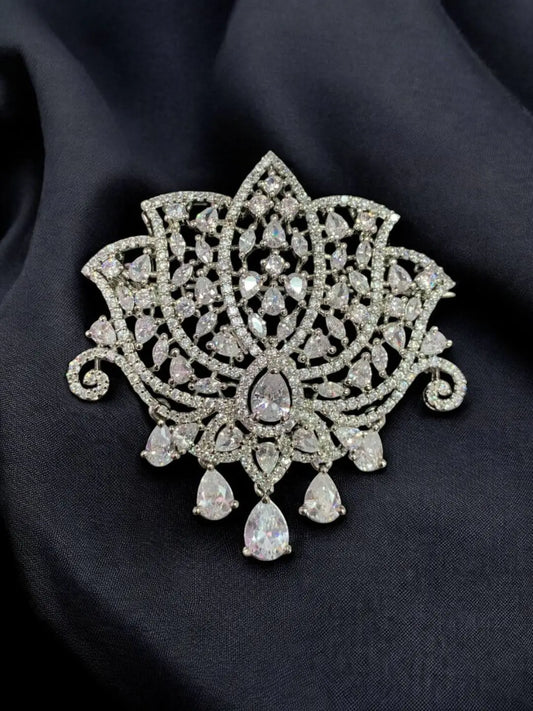 Ishhaara White Rhinestone Crystal Brooch Pin