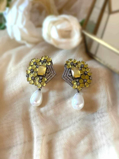 Ishhaara Yellow Crystal-Pearl Harmony Earring-White