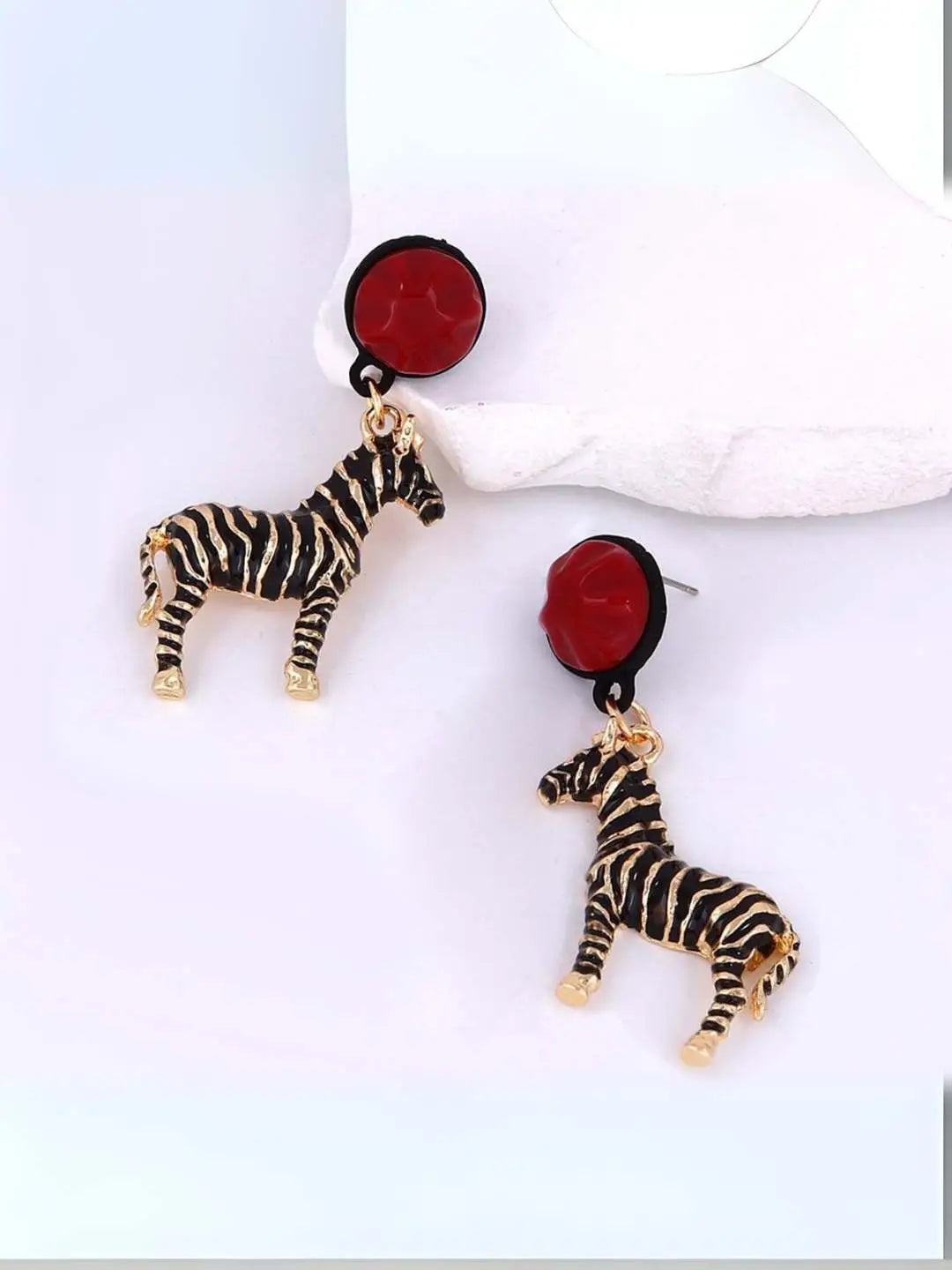 Ishhaara Zebra Stripe Earring
